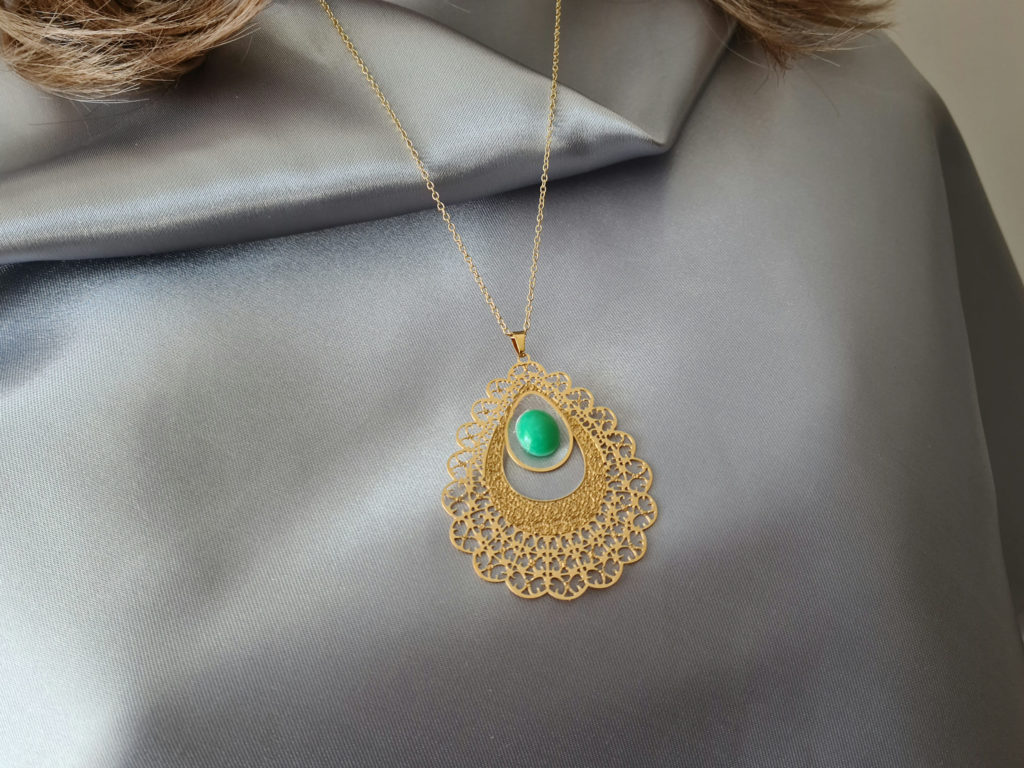 Gemmissime | Collier Pendentif Filigrane Chrysoprase verte en acier inoxydable